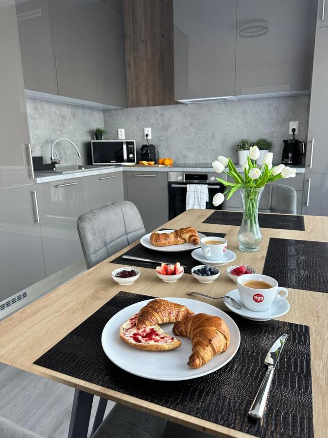 Rivapark Apartment ดูนาจสก้า สเตรด้า ภายนอก รูปภาพ