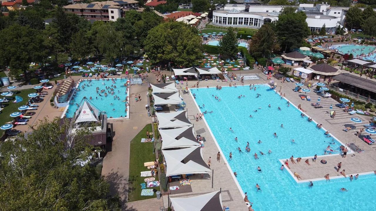 Rivapark Apartment ดูนาจสก้า สเตรด้า ภายนอก รูปภาพ